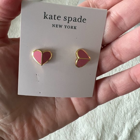 kate spade pink red Heritage Spade Small Heart Studs earrings nwt - Picture 4 of 5